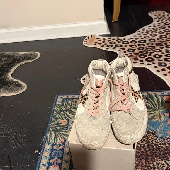 Golden Goose Beige and Pink Sneakers - Picture 2 of 5